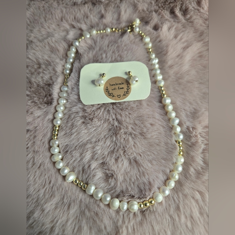 Pearl necklace